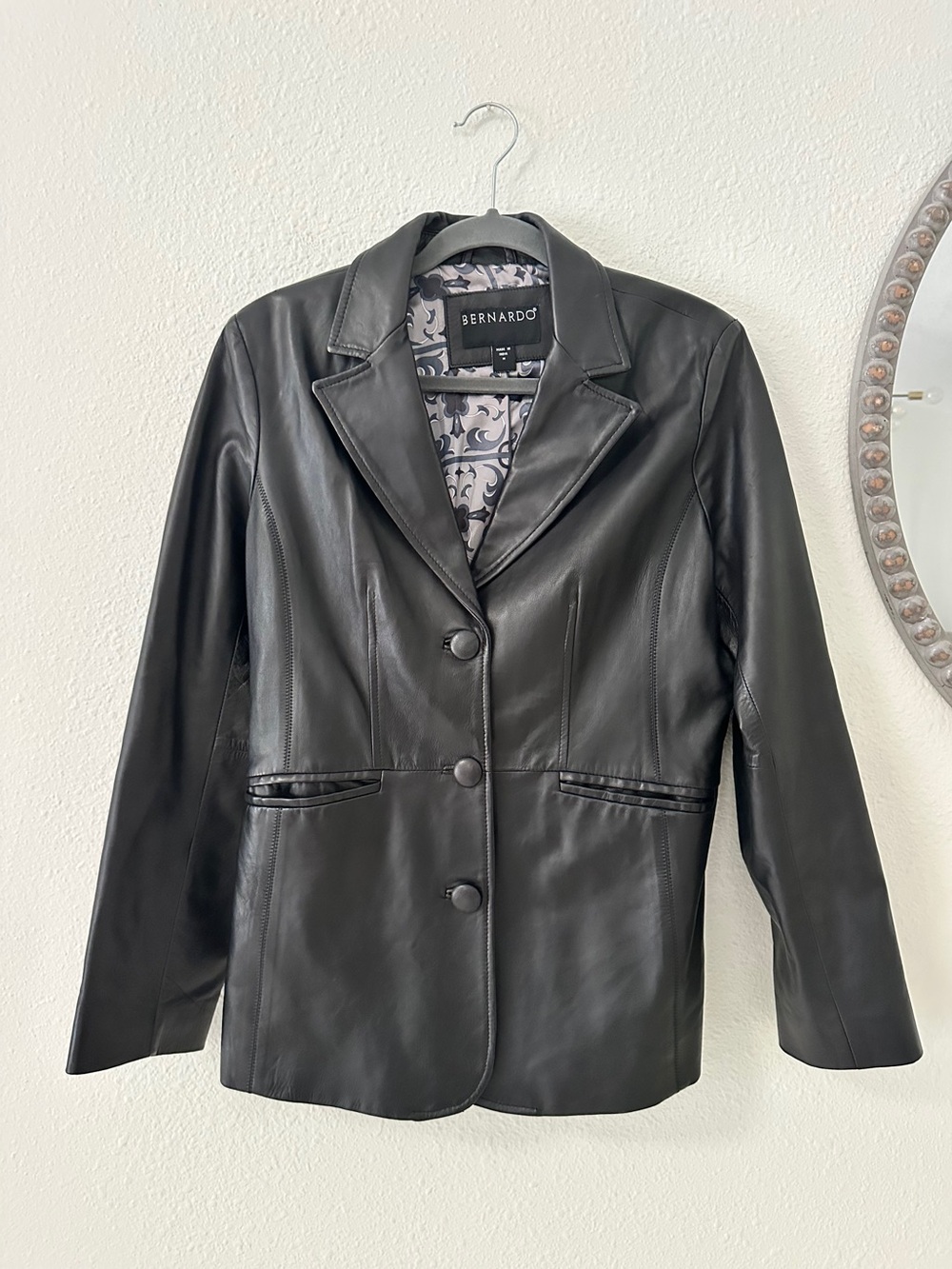 Bernardo Women's Black Leather Blazer Jacket